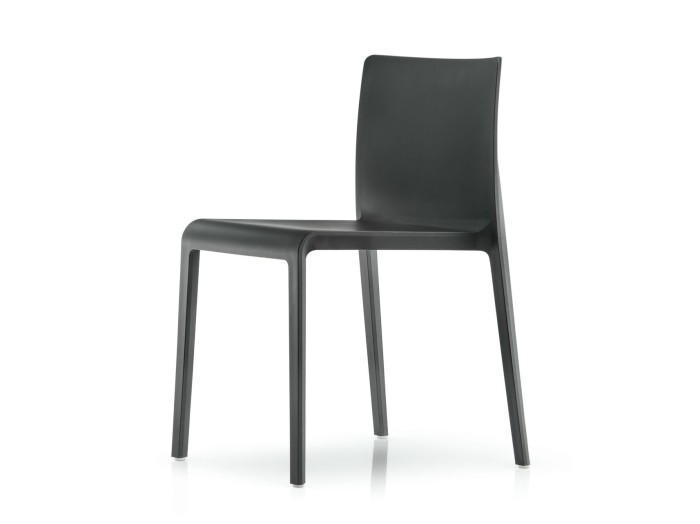 krzesła  Volt 670  czarne  Pedrali 27623