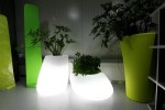 pol_pm_STONE-VONDOM-80x65-40-designerska-podswietlana-donica-kamien-biala-LED-1299_4.jpg