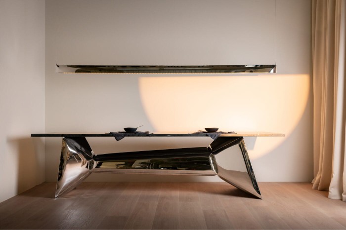 zieta_BLADE_inox_polished_zieta_lighting_photo_Jakub_Musialski_11-kopia-large.jpg