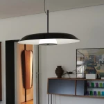 oluce-iride-led-pendant-light-lifestyle-02_c9019327-e124-469c-afff-6dacc6a5c327.webp