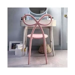 qeeboo-ribbon-chair-design-chair-made-of-polypropylene.webp