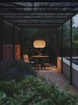Closer_outdoor_hanging_IG_4_4d2199a9be.webp