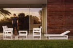 Vondom-Frame-outdoor-furniture-Ramon-Esteve_0001_Relleno-generativo-2.jpg.webp