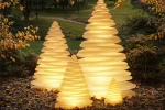 Vondom-Chrismy-outdoor-christmas-tree-light-Teresa-Sapey-(1.1).jpg