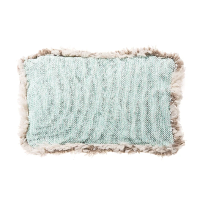 Silky-pillow-50x30cm-aqua-scaled-e1737108664449.jpg