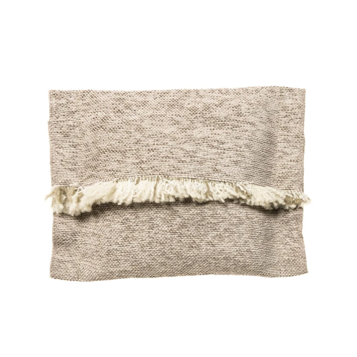 Silky-Pillow-40x47-champ-scaled-e1737109144336.jpg