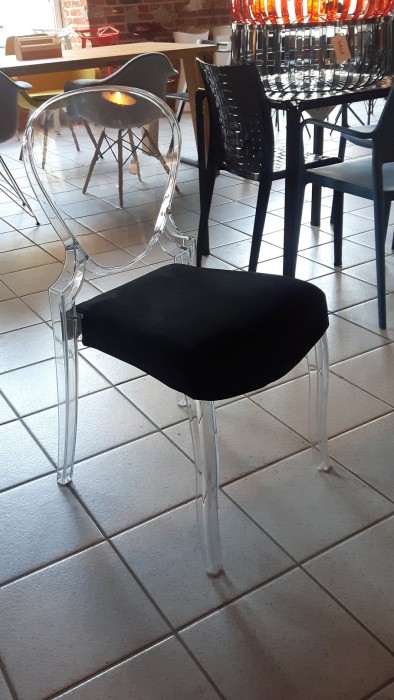 poduszka do krzesłą Queen czarny aksamit  Pedrali 15742